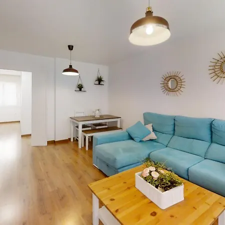 Amazing Center With 2 Apartment *